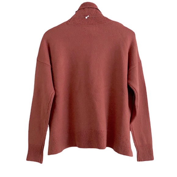 LOFT Relaxed Turtleneck Sweater - Picture 8 of 16